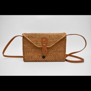 Rectangle classic rattan bag (used-like new)
